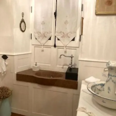 Bed & Breakfast Chez Providence Chambres Et Table D'Hotes