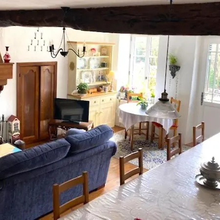 Bed & Breakfast Chez Providence Chambres Et Table D'Hotes *